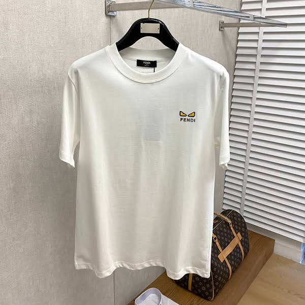 大人気!フェンディ バッグ バグズ 半袖Tシャツ 偽物 ロゴ刺繍 fec33296
