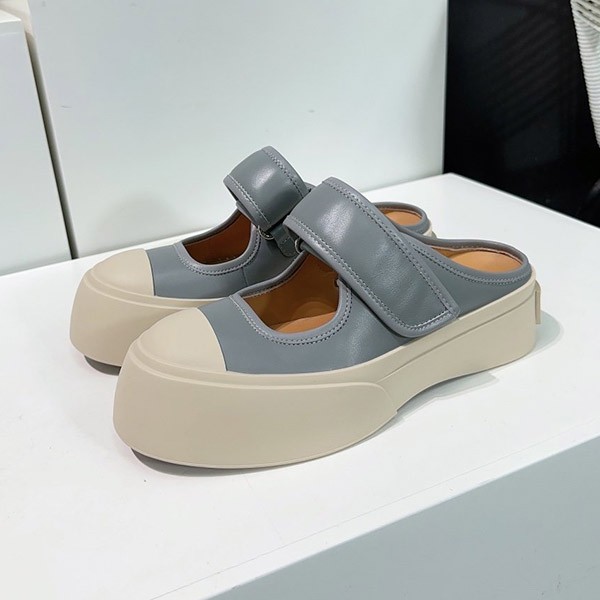 マルニ PABLO レザー メリージェーン スニーカー 偽物 mat59702