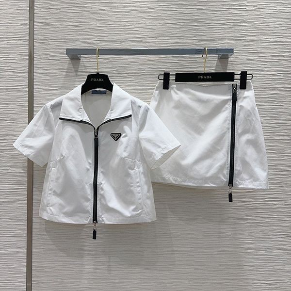 ギフトに最適♪プラダ 半袖 コピースポーツウェア セット puy67847