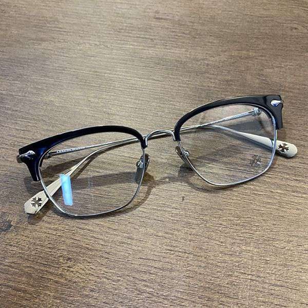 【上品な印象を与えてくれる♪】クロムハーツ メガネ コピー Kun15293