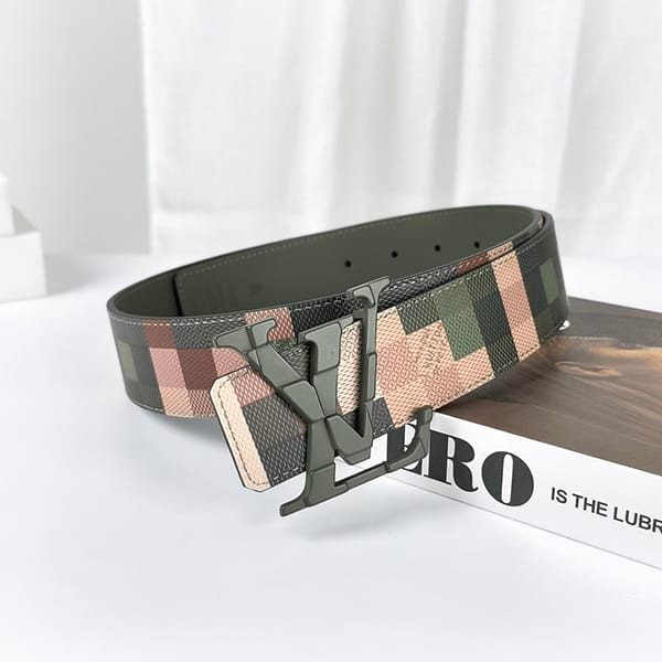 n級品 おすすめルイヴィトン コピー ベルト・LV メガ ピクセル 40MM リバーシブル M8470U
