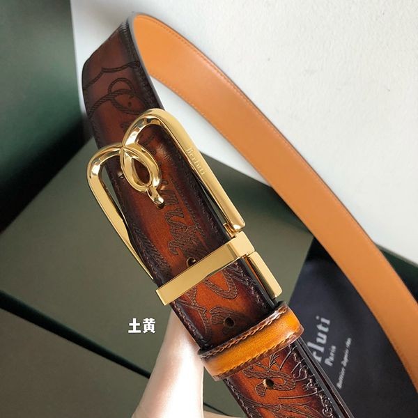 目を惹く逸品！【ベルルッティ】刻印入り リバーシブル ベルト ベネチアレザー製 beg52949